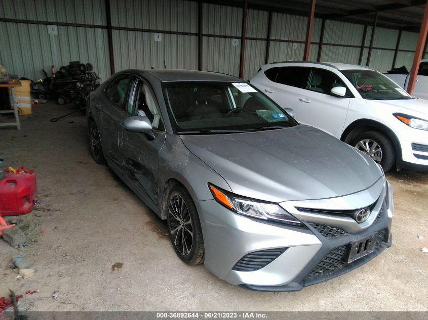 2020 TOYOTA CAMRY SE/SE NIGHT SHADE - 4T1G11AK1LU927003