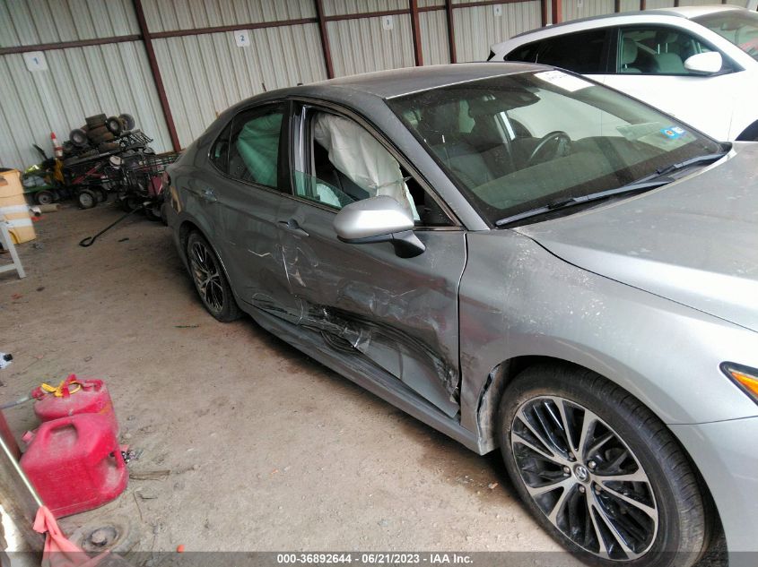 2020 TOYOTA CAMRY SE/SE NIGHT SHADE - 4T1G11AK1LU927003