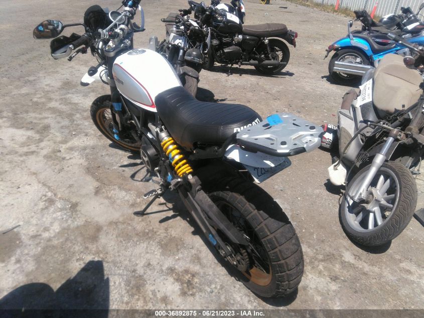 2017 DUCATI SCRAMBLER DESERT SLED ZDMKAFBM9HB000172