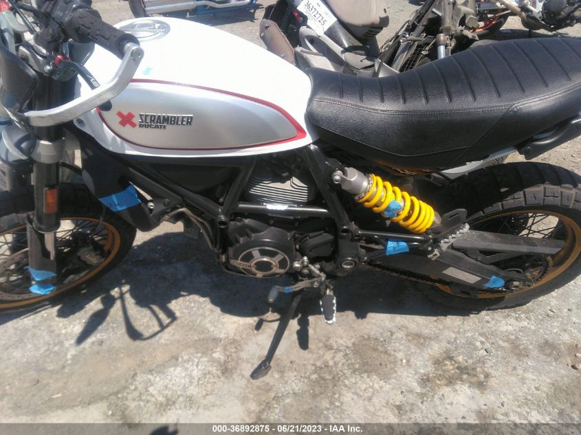 2017 DUCATI SCRAMBLER DESERT SLED ZDMKAFBM9HB000172
