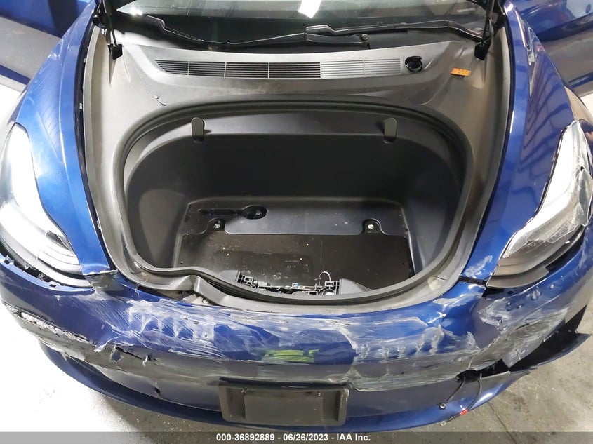 VIN 5YJ3E1EB9JF147676 2018 TESLA MODEL 3 LONG RANGE