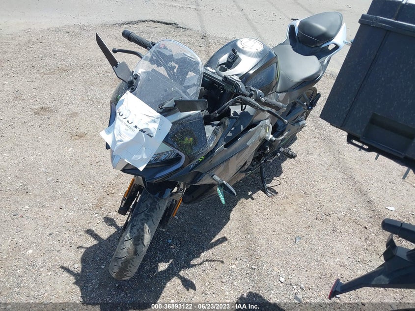 VIN LCEPDPL33N6001133 2022 CF MOTO 300