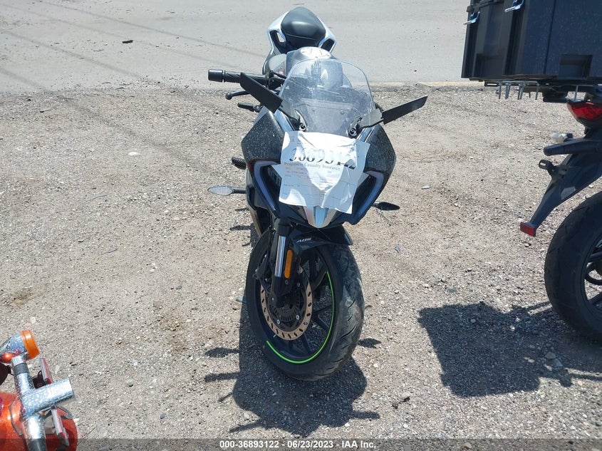VIN LCEPDPL33N6001133 2022 CF MOTO 300