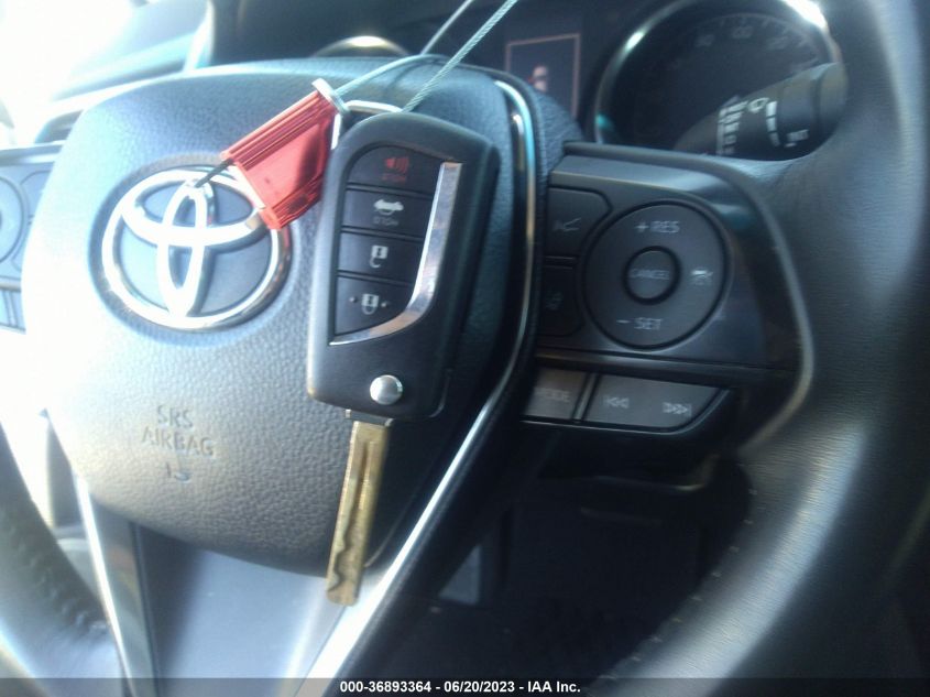 2018 TOYOTA CAMRY SE - 4T1B11HK1JU602798
