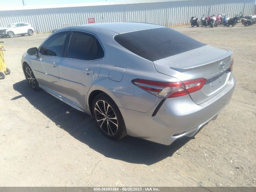 2018 TOYOTA CAMRY SE - 4T1B11HK1JU602798