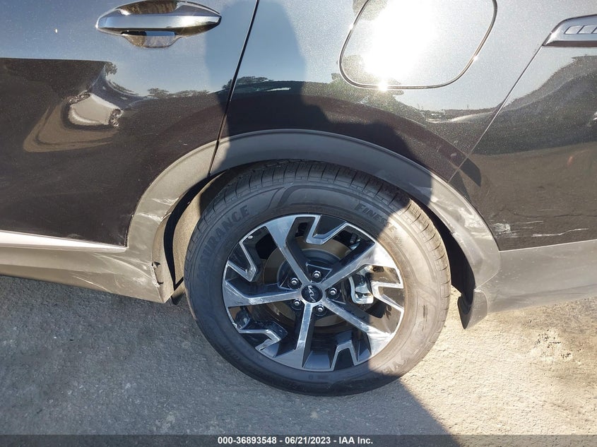 VIN KNDPVCAG4P7017687 2023 KIA SPORTAGE HYBRID EX