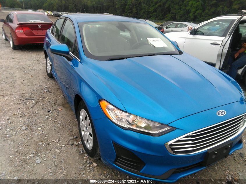 2019 FORD FUSION S - 3FA6P0G78KR247588