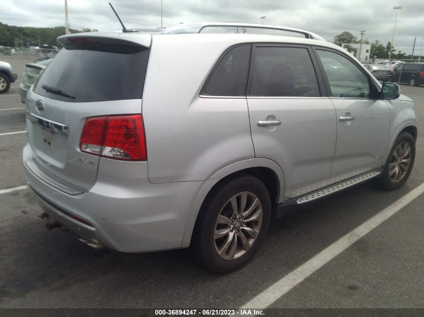 2013 KIA SORENTO SX - 5XYKWDA22DG379971