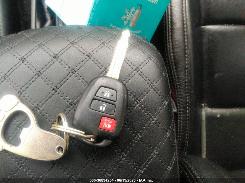 2016 TOYOTA RAV4 LE - JTMZFREV2GD084405