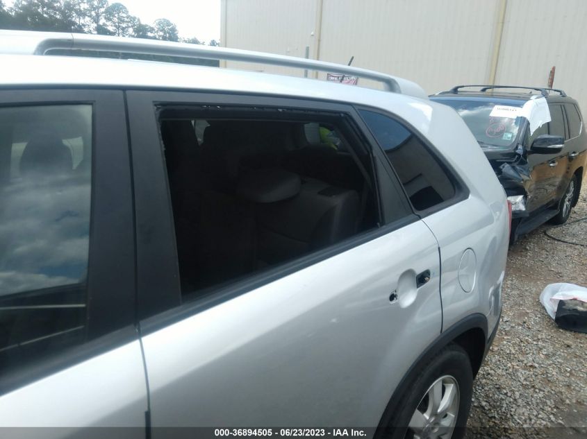 2013 KIA SORENTO LX - 5XYKT4A27DG368392