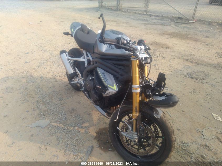 2022 TRIUMPH MOTORCYCLE SPEED TRIPLE 1200 RS - SMTP01ST5NTAF7957