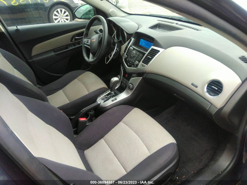 2014 CHEVROLET CRUZE LS - 1G1PA5SH8E7133673