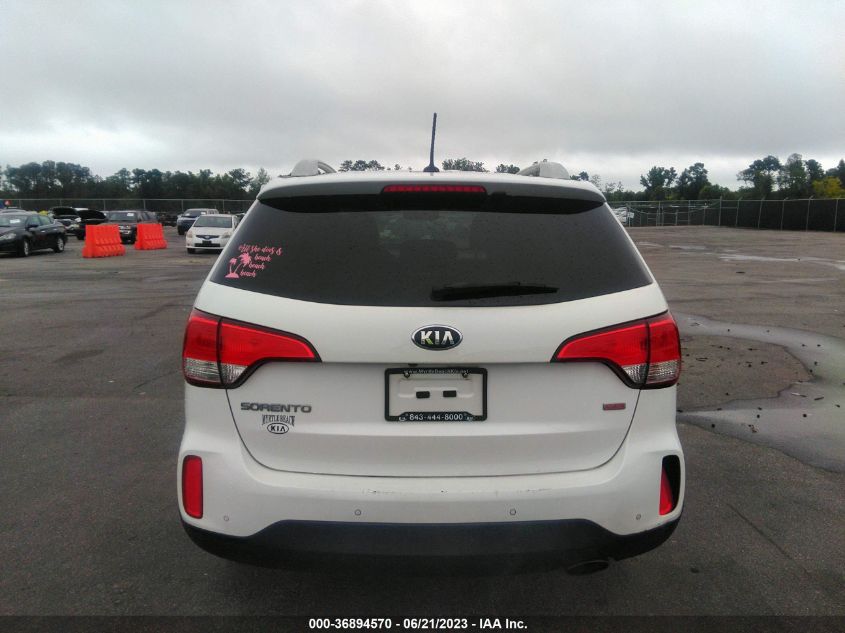 2014 KIA SORENTO LX - 5XYKT3A60EG442881