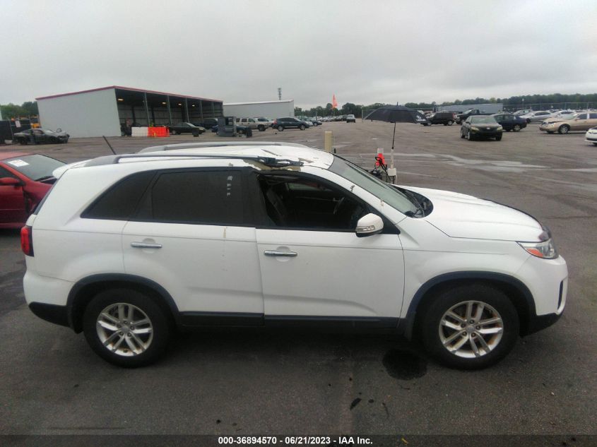 2014 KIA SORENTO LX - 5XYKT3A60EG442881