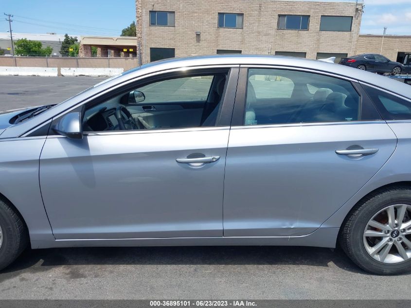 2016 HYUNDAI SONATA 2.4L SE - 5NPE24AF1GH267476