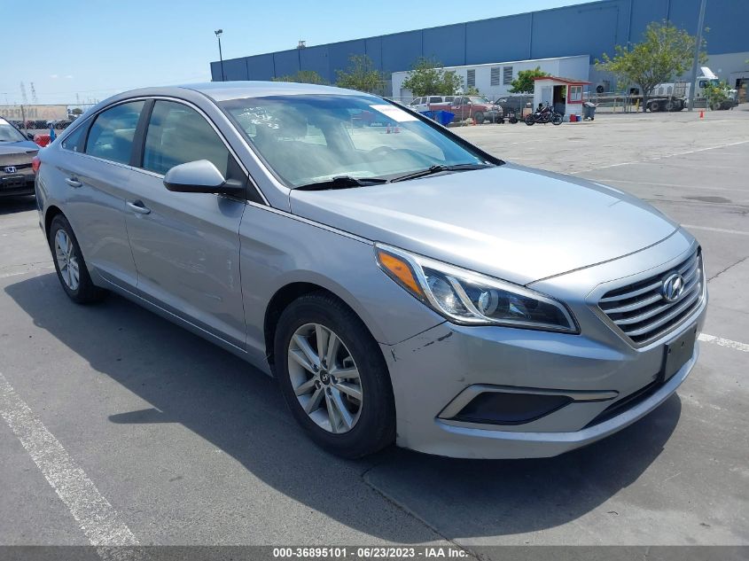 2016 HYUNDAI SONATA 2.4L SE - 5NPE24AF1GH267476