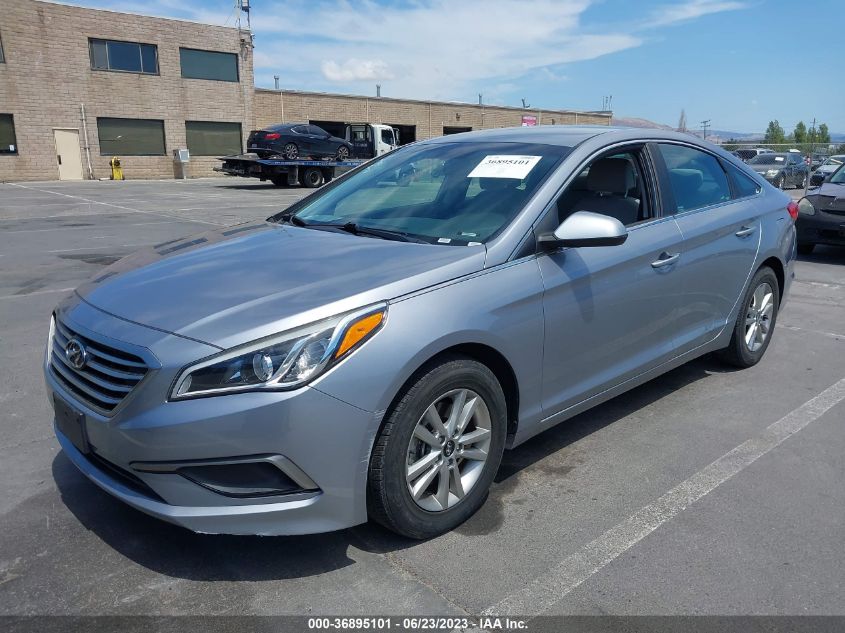 2016 HYUNDAI SONATA 2.4L SE - 5NPE24AF1GH267476