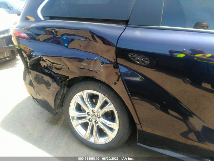 2021 TOYOTA SIENNA LIMITED/PLATINUM - 5TDERKEC2MS003818