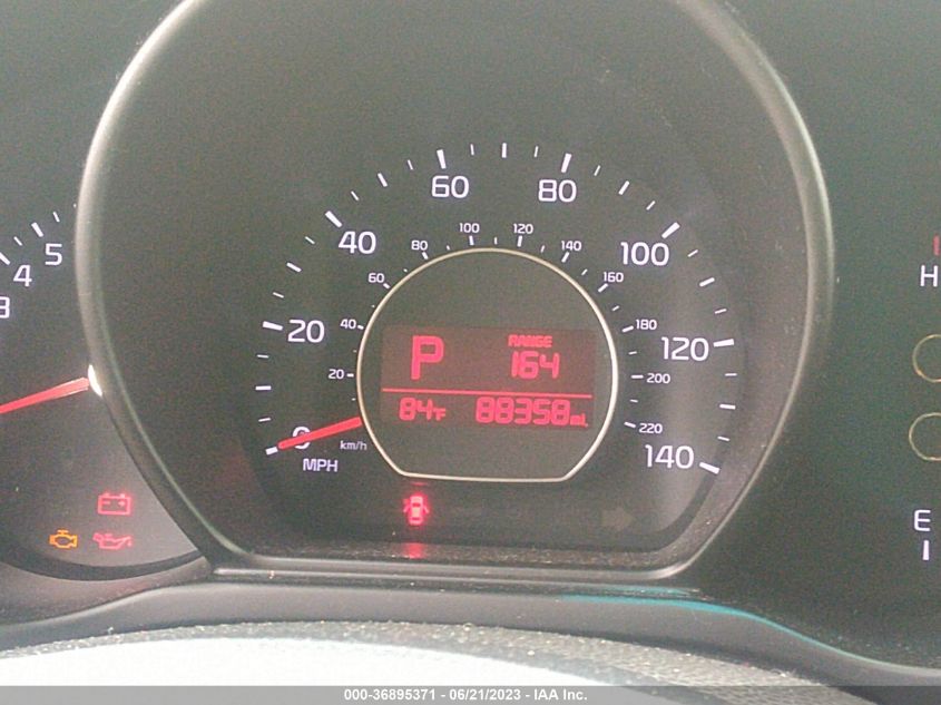 2015 KIA SOUL + - KNDJP3A51F7143065