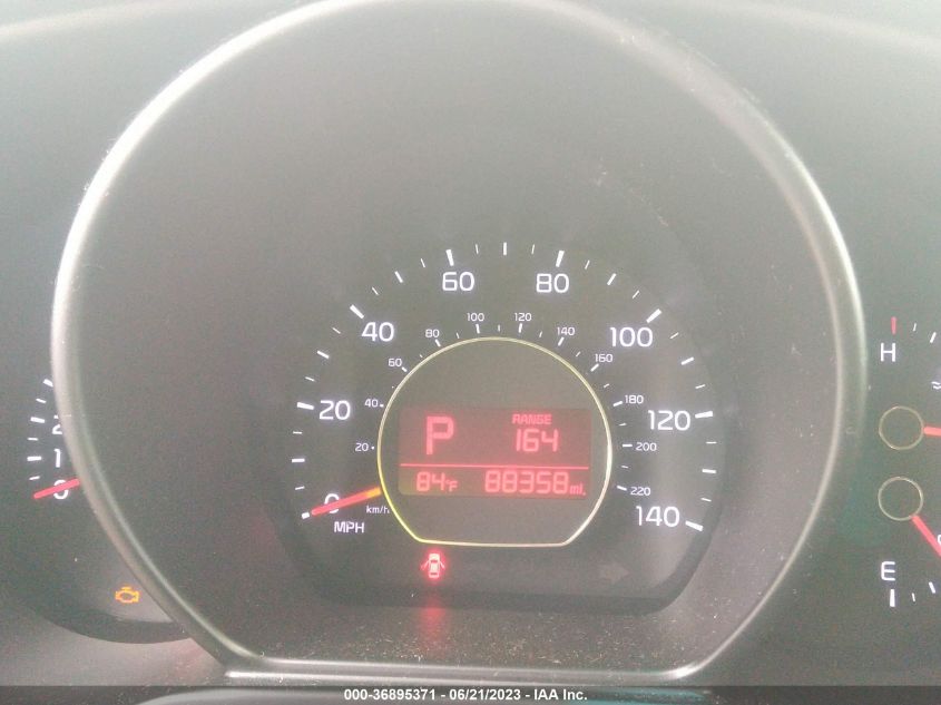 2015 KIA SOUL + - KNDJP3A51F7143065