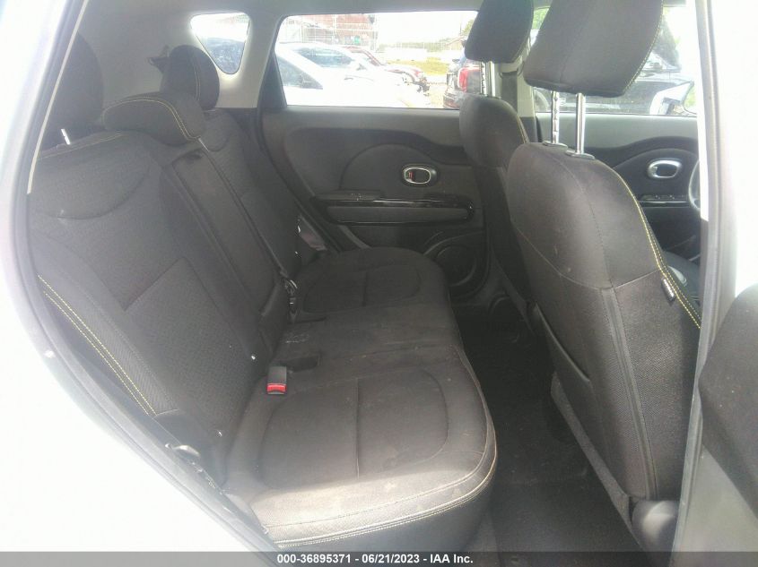 2015 KIA SOUL + - KNDJP3A51F7143065
