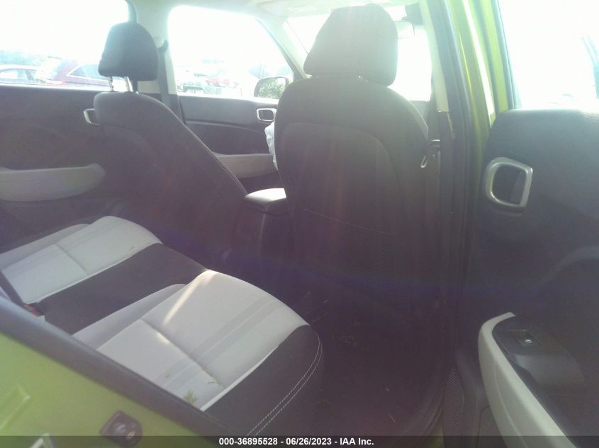 2022 HYUNDAI VENUE SEL - KMHRC8A38NU155431