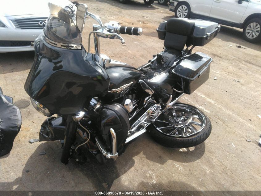 2009 HARLEY-DAVIDSON FLHX - 1HD1KB4169Y628400