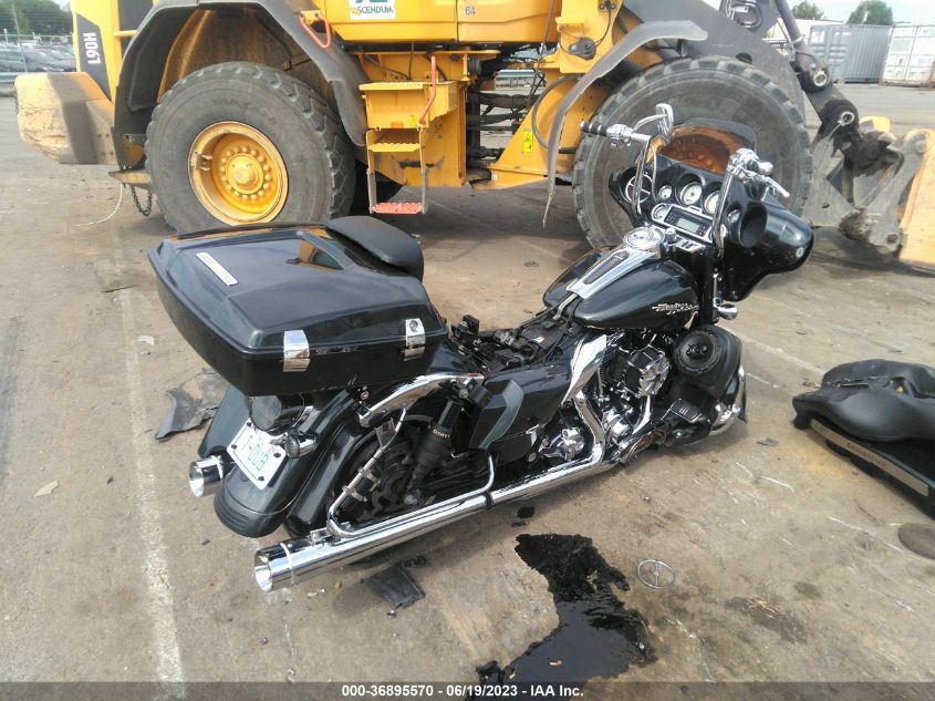 2009 HARLEY-DAVIDSON FLHX - 1HD1KB4169Y628400
