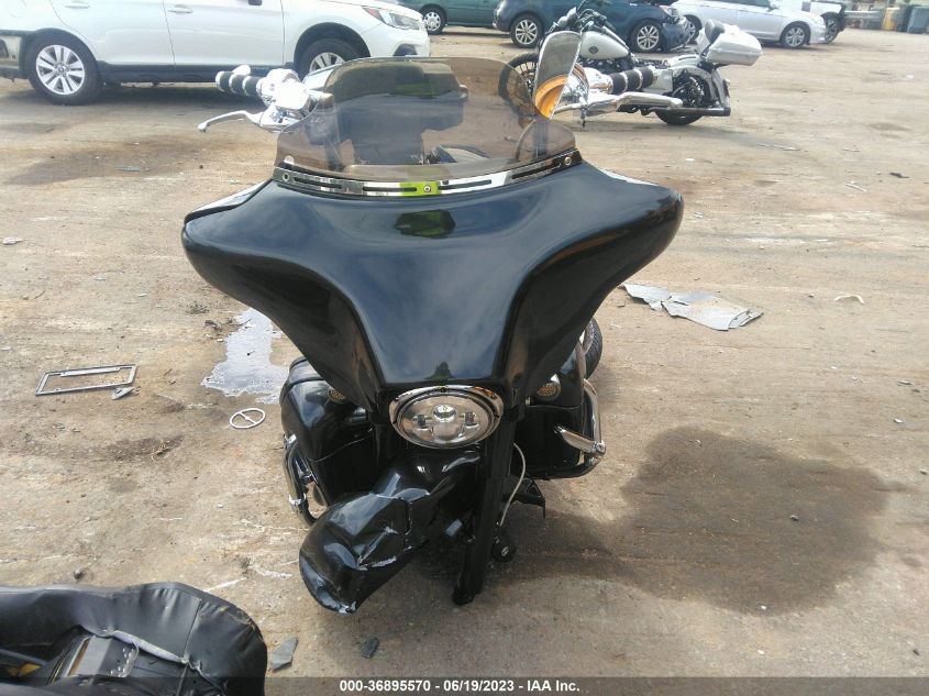 2009 HARLEY-DAVIDSON FLHX - 1HD1KB4169Y628400
