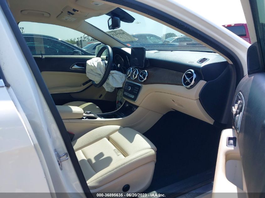 2019 MERCEDES-BENZ GLA GLA 250 - WDCTG4EB1KJ549109