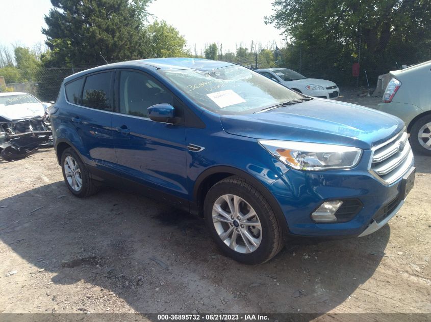 2017 FORD ESCAPE SE - 1FMCU0G93HUC88859