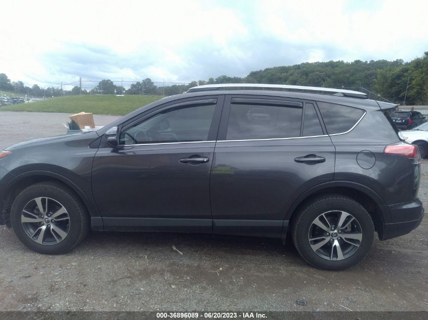 2017 TOYOTA RAV4 XLE - JTMRFREV7HJ704555