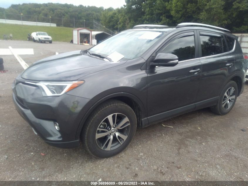 2017 TOYOTA RAV4 XLE - JTMRFREV7HJ704555