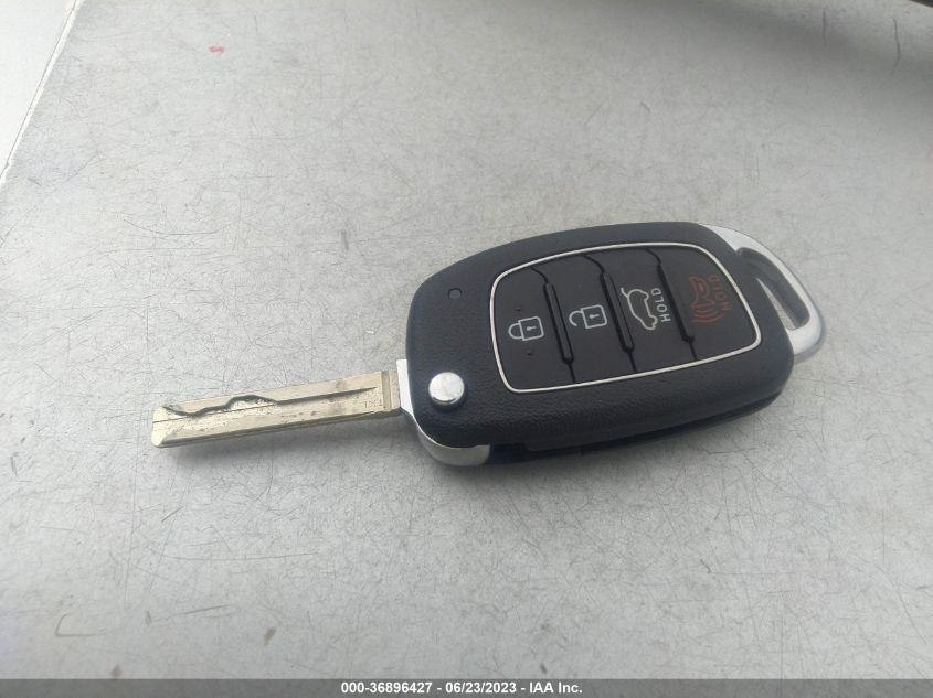 2019 HYUNDAI TUCSON SE - KM8J23A4XKU053698