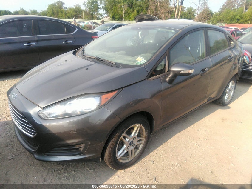 VIN 3FADP4BJ8KM132102 2019 FORD FIESTA SE