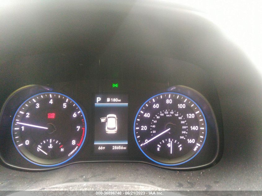 2020 HYUNDAI KONA SEL PLUS - KM8K62AA6LU524918