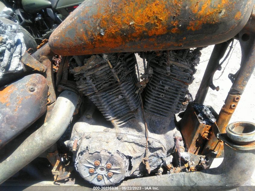 2004 SUZUKI VL1500 - JS1VY51AX42102302
