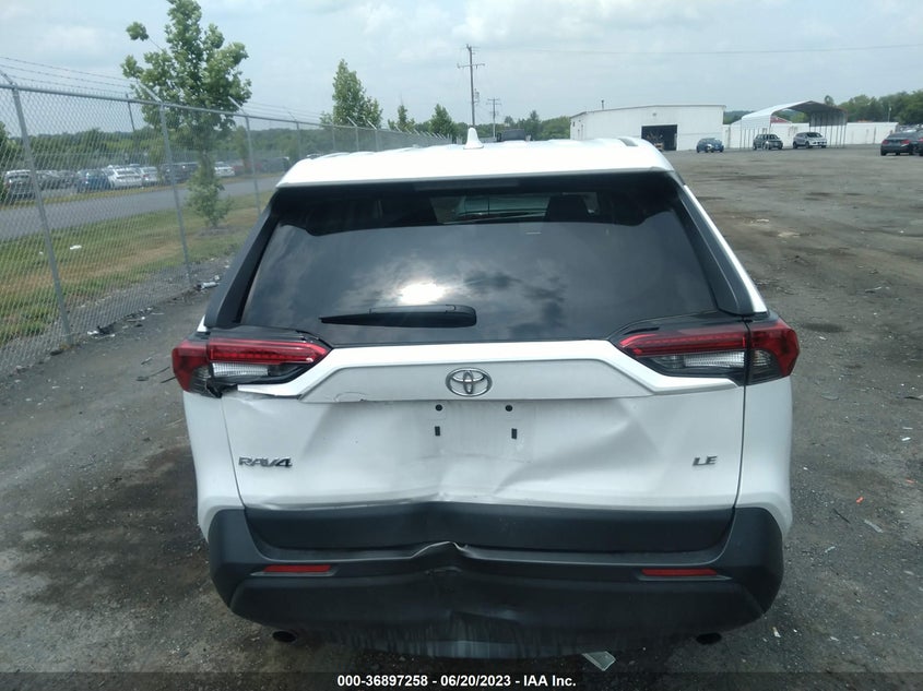 VIN 2T3K1RFV4NW222251 2022 TOYOTA RAV4 LE