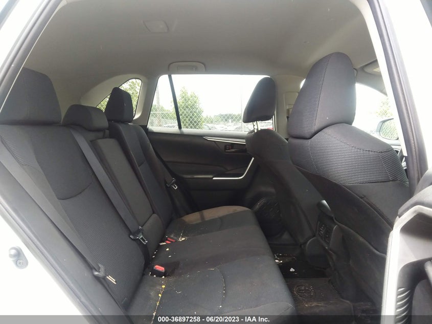 VIN 2T3K1RFV4NW222251 2022 TOYOTA RAV4 LE