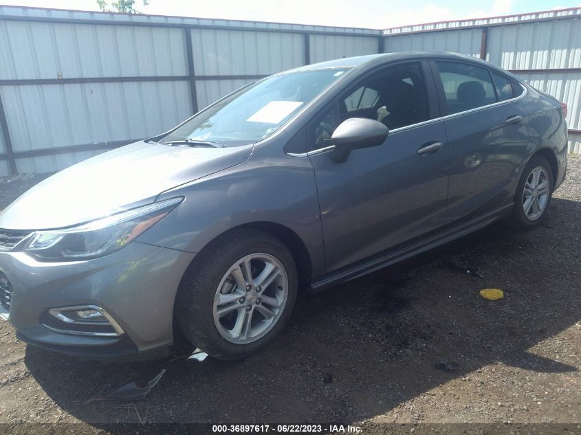 2018 CHEVROLET CRUZE LT - 1G1BE5SM1J7205755