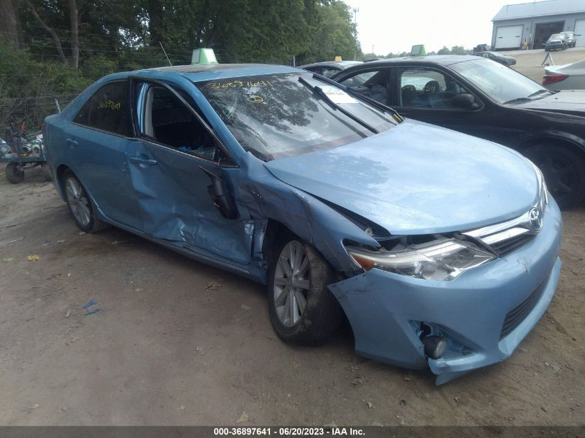 2013 TOYOTA CAMRY HYBRID LE/XLE - 4T1BD1FK0DU084956