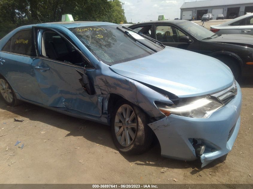 2013 TOYOTA CAMRY HYBRID LE/XLE - 4T1BD1FK0DU084956