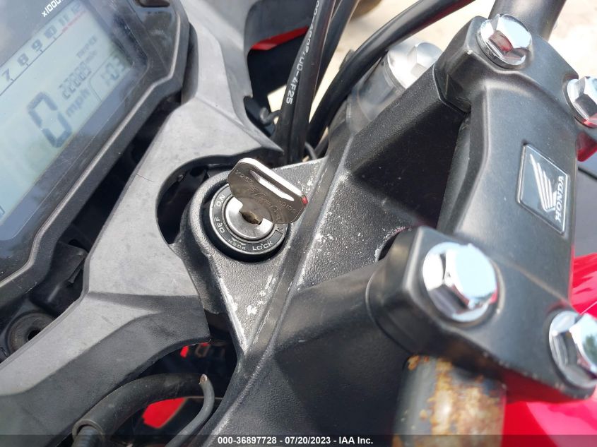 2015 HONDA CB300 F MLHNC5219F5100137