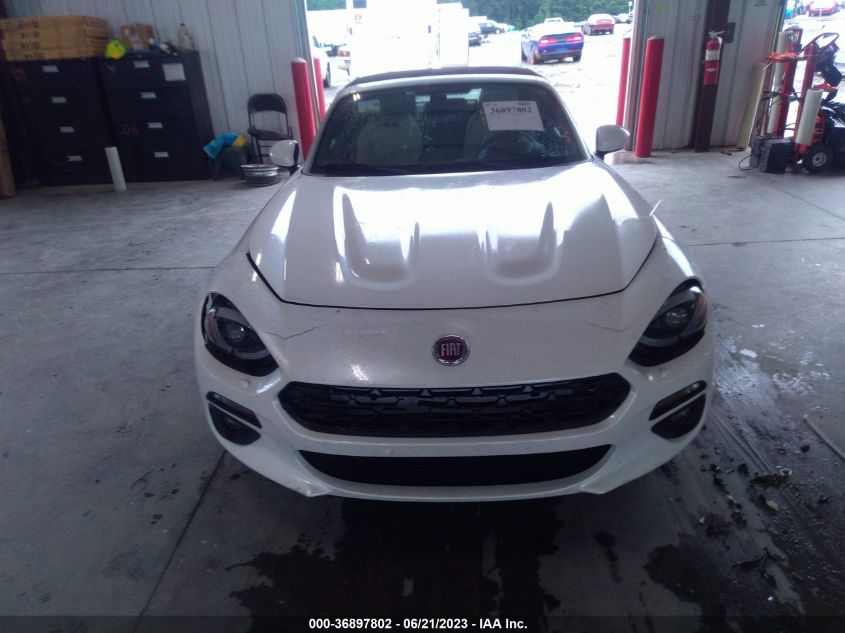 2018 FIAT 124 SPIDER LUSSO RED TOP EDITION - JC1NFAEK0J0139354