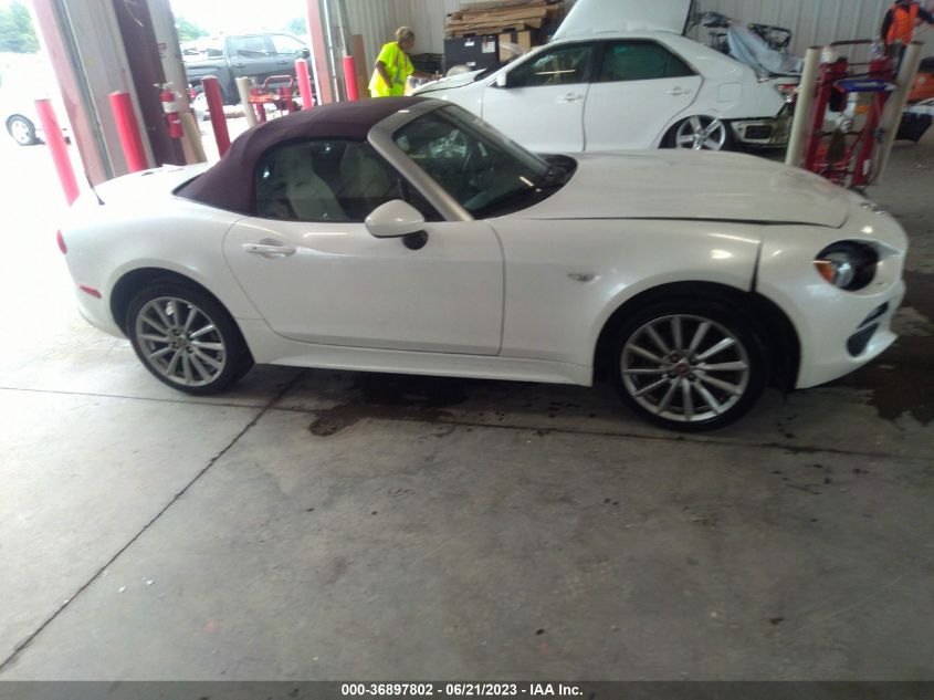 2018 FIAT 124 SPIDER LUSSO RED TOP EDITION - JC1NFAEK0J0139354