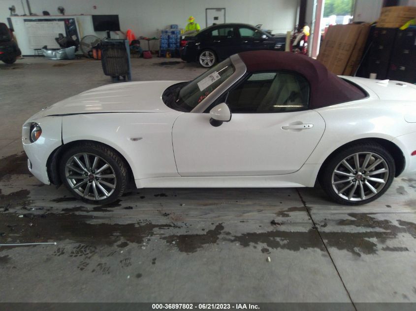 2018 FIAT 124 SPIDER LUSSO RED TOP EDITION - JC1NFAEK0J0139354