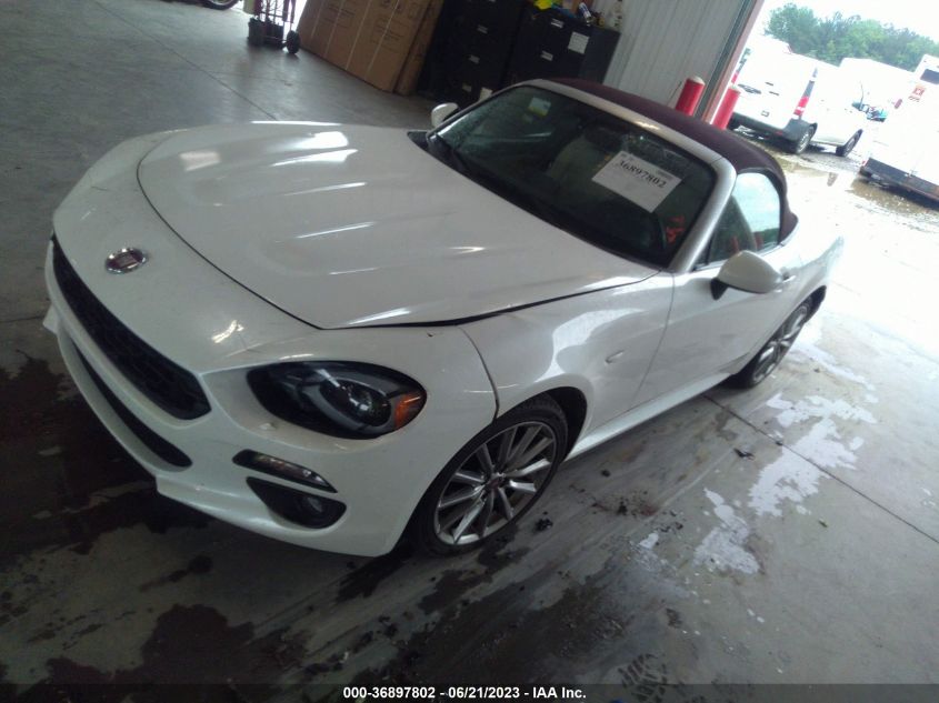 2018 FIAT 124 SPIDER LUSSO RED TOP EDITION - JC1NFAEK0J0139354