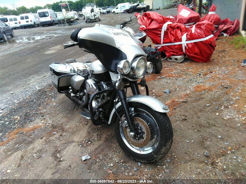 2003 HARLEY-DAVIDSON FLHTCUI ANNIVERSARY - 1HD1FCW463Y640846