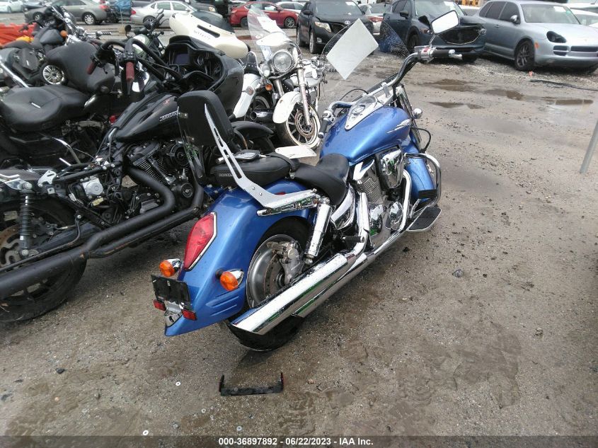 2007 HONDA VTX1300 R 1HFSC52657A410513