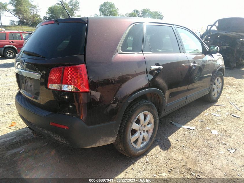 2013 KIA SORENTO LX - 5XYKT4A13DG340113